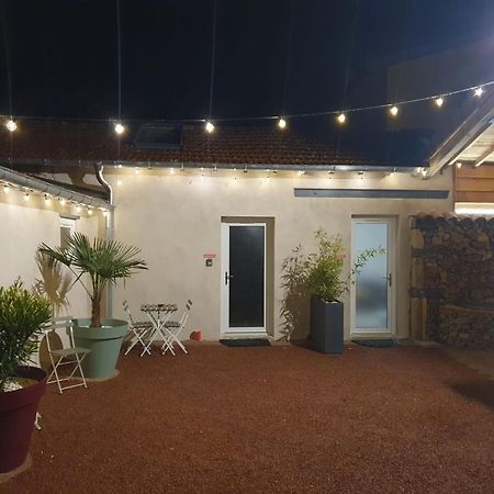 Le Boheme, Sauna & Spa Riorges Екстериор снимка