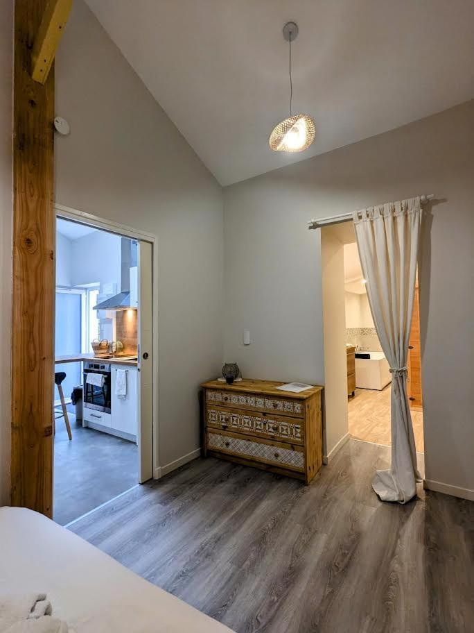 Le Boheme, Sauna & Spa Riorges Екстериор снимка
